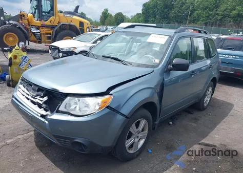 2011 Subaru Forester 2.5X из США, поврежденный, VIN JF2SHABC5BH772949
